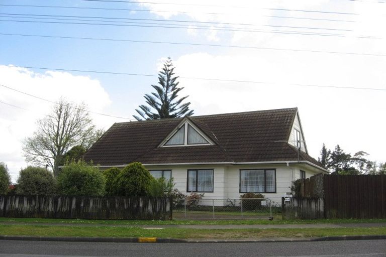 Photo of property in 2 Puriri Road, Whenuapai, Auckland, 0618