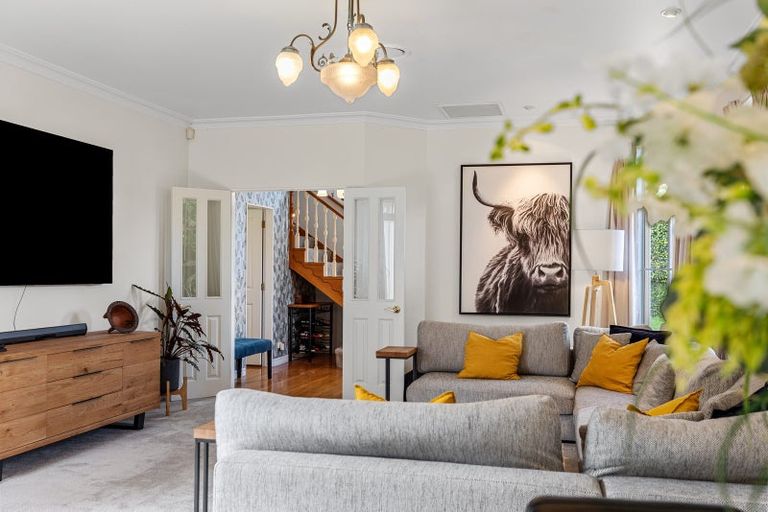 Photo of property in 38 Revell Drive, Ohauiti, Tauranga, 3112