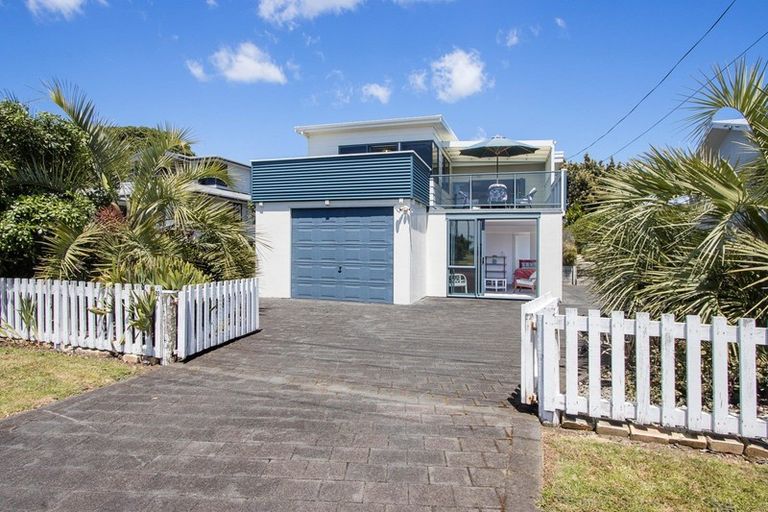 Photo of property in 28a Dillon Street, Waihi Beach, 3611