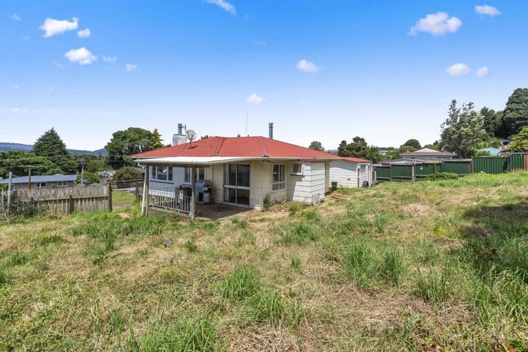 Photo of property in 17 Gordon Road, Western Heights, Rotorua, 3015