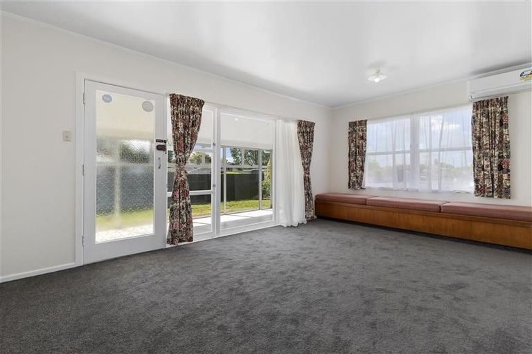 Photo of property in 19 Springfield Crescent, Enderley, Hamilton, 3214