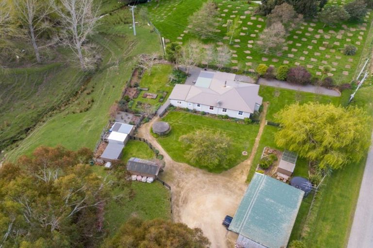 Photo of property in 540 Westmere Road, Wainuioru, Masterton, 5890