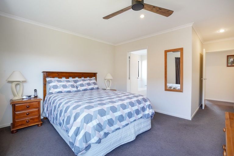 Photo of property in 42 Tyndall Street, Palmerston North, 4414