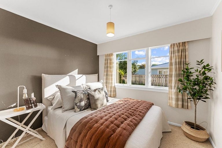 Photo of property in 12 Barclay Street, Ferndale, New Plymouth, 4310