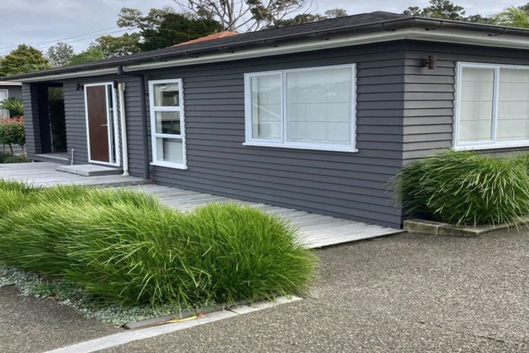 Photo of property in 43 Churchill Road, Cockle Bay, Auckland, 2014