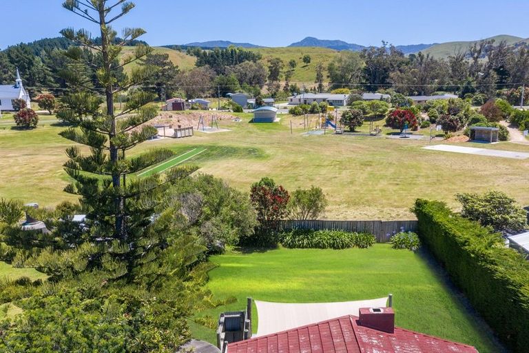 Photo of property in 12 Blue Pacific Parade, Riversdale Beach, Masterton, 5872
