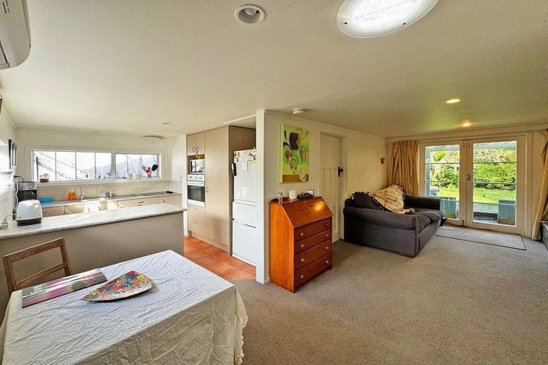 Photo of property in 18a Oriental Street, Welbourn, New Plymouth, 4312