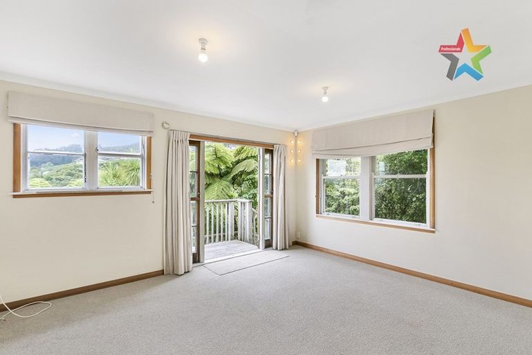 Photo of property in 25 Montgomery Avenue, Karori, Wellington, 6012