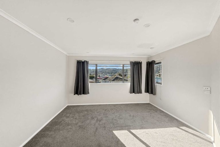 Photo of property in 15 Kawatiri Grove, Wainuiomata, Lower Hutt, 5014