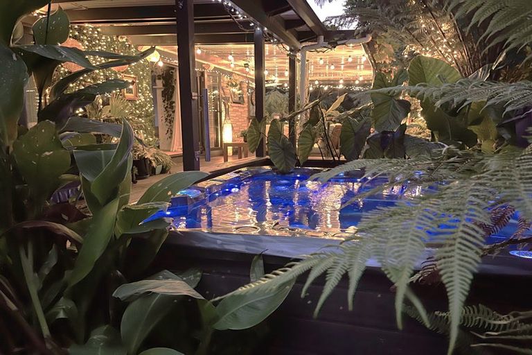 Photo of property in 33 Resthill Crescent, Glenview, Hamilton, 3206