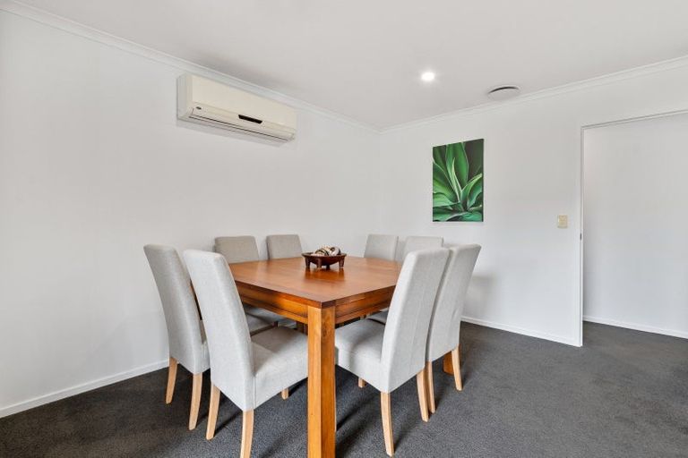 Photo of property in 43 Abby Close, Pukekohe, 2120