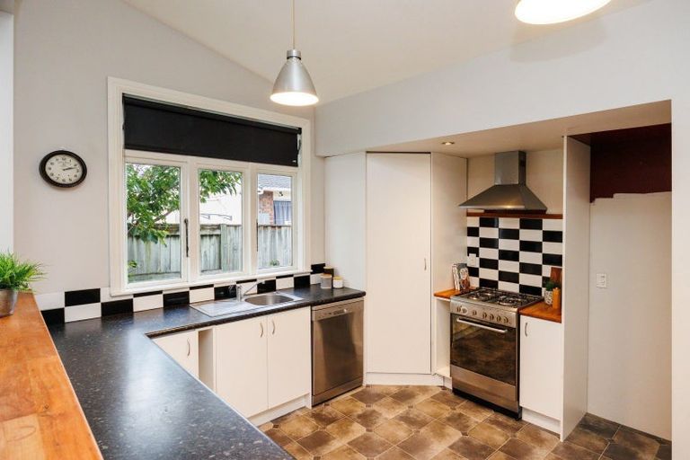 Photo of property in 619a Ferguson Street, Terrace End, Palmerston North, 4410