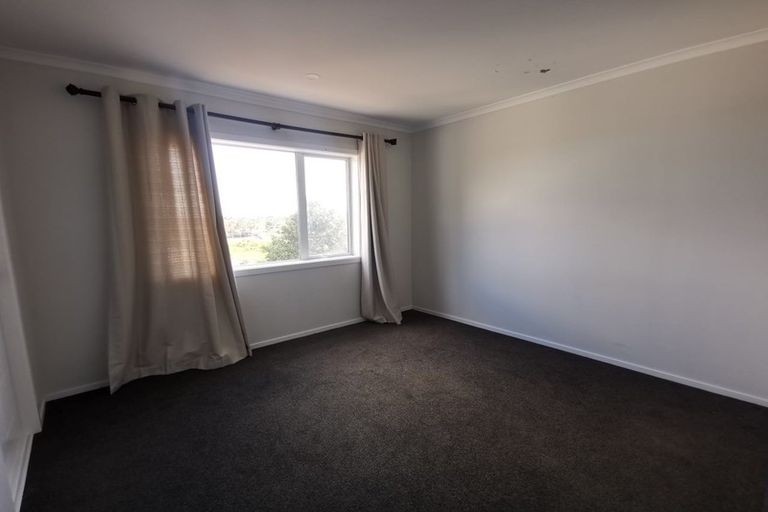 Photo of property in 159 Keri Vista Rise, Papakura, 2110