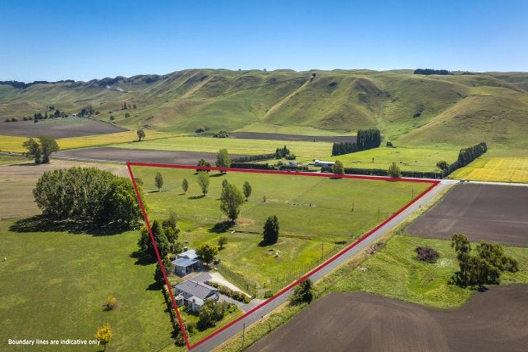Photo of property in 32 Poukawa Road, Poukawa, Hastings, 4178