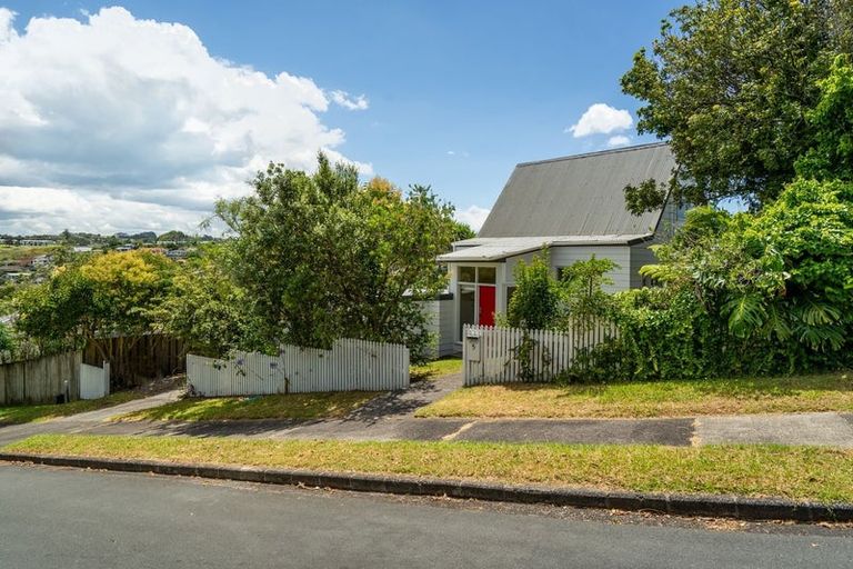Photo of property in 5 Fallow Street, Browns Bay, Auckland, 0630