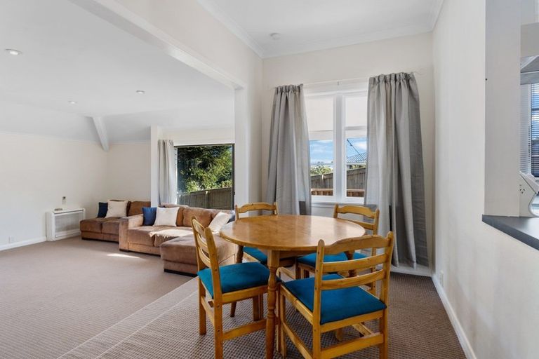 Photo of property in 24 Tremewan Street, Tawa, Wellington, 5028