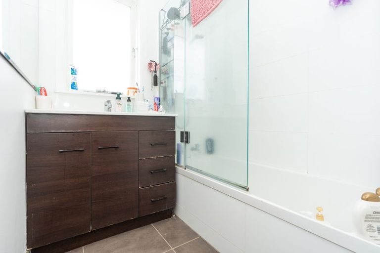 Photo of property in 13 Sheridan Street, Silverdale, Hamilton, 3216