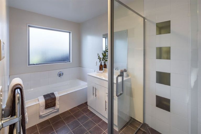 Photo of property in 15 Riverwood Boulevard, Redwood, Christchurch, 8051