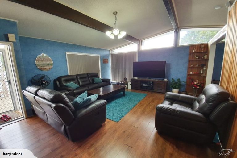 Photo of property in 382 Bucklands Beach Road, Bucklands Beach, Auckland, 2012