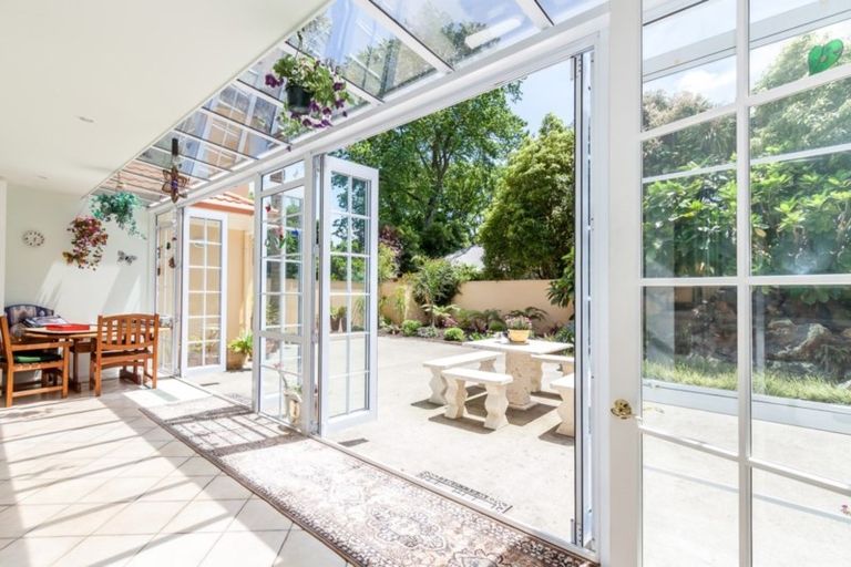 Photo of property in 1 Pastoral Lane, Hokowhitu, Palmerston North, 4410