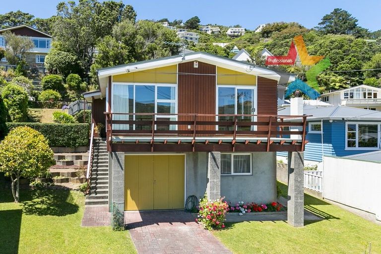 Photo of property in 76 Warwick Street, Wilton, Wellington, 6012