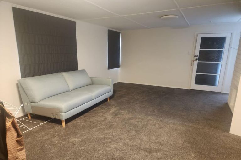 Photo of property in 12 Beauchamp Street, Tawa, Wellington, 5028