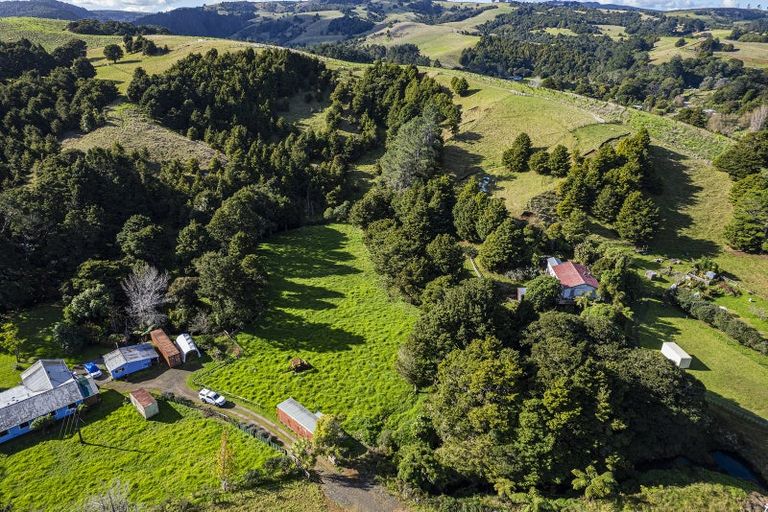 Photo of property in 393 Katui Road, Donnellys Crossing, Dargaville, 0379