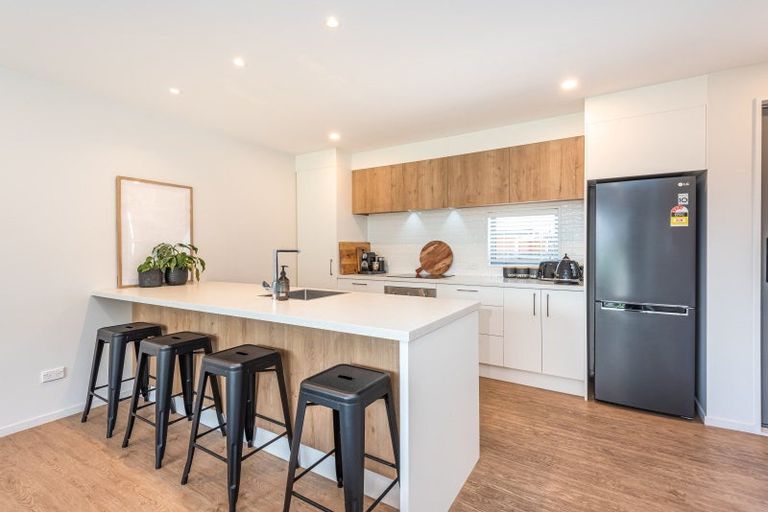 Photo of property in 2/20 Hume Street, Sydenham, Christchurch, 8023