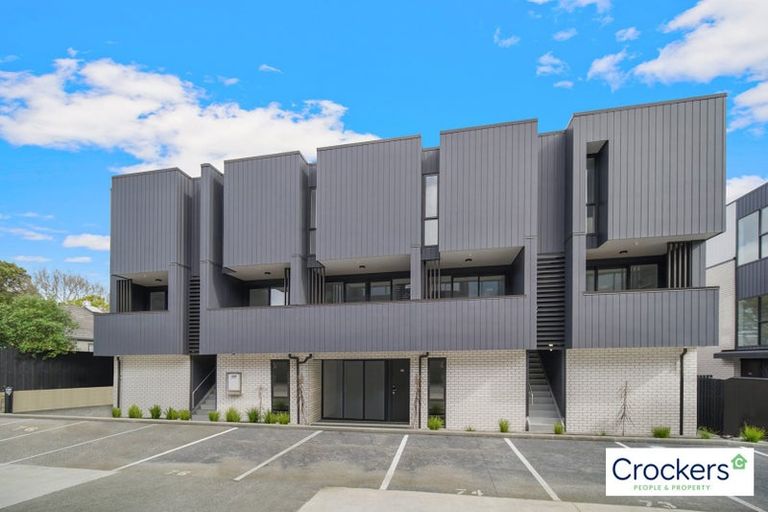 Photo of property in 10/10 Treasure Lane, Te Atatu South, Auckland, 0610