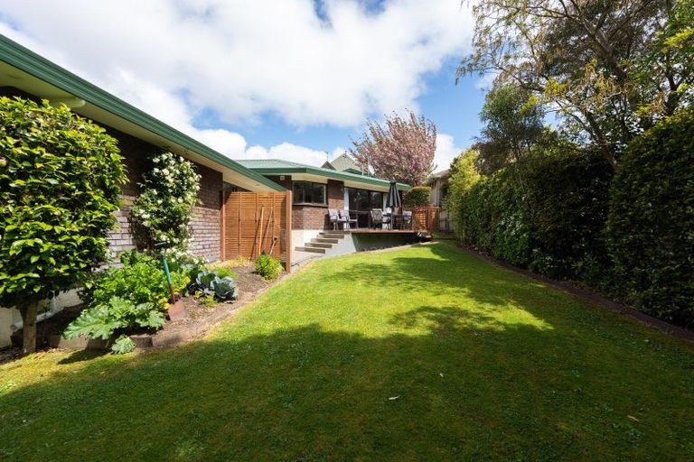 Photo of property in 28 Kentucky Way, Awapuni, Palmerston North, 4412