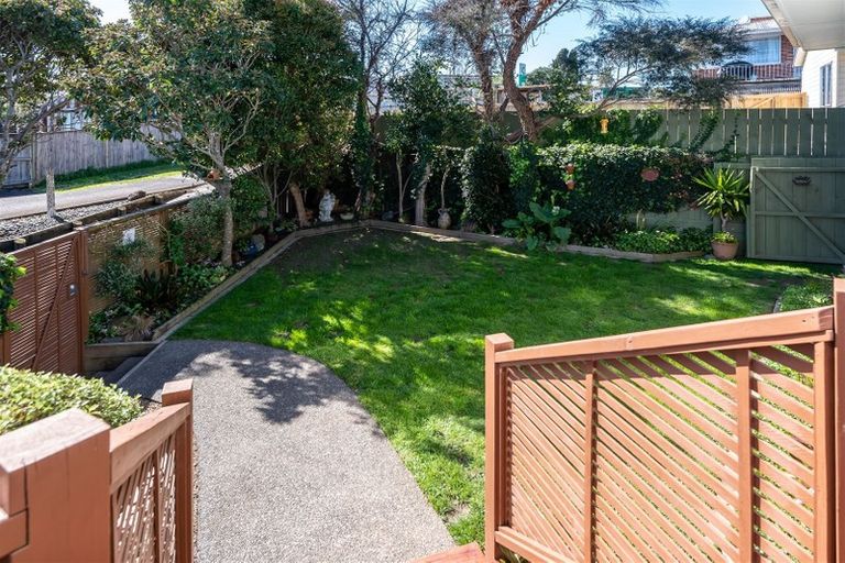 Photo of property in 105 Ridge Road, Howick, Auckland, 2014