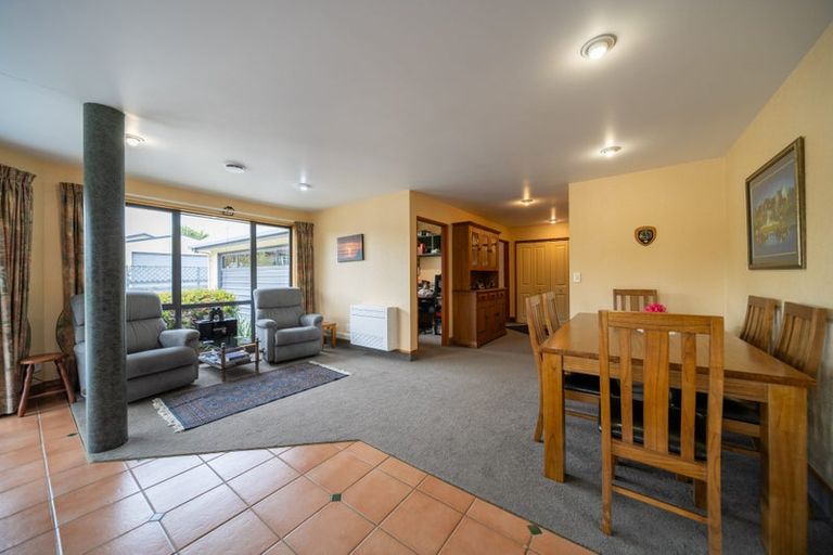 Photo of property in 2 Campbell Court, Te Anau, 9600
