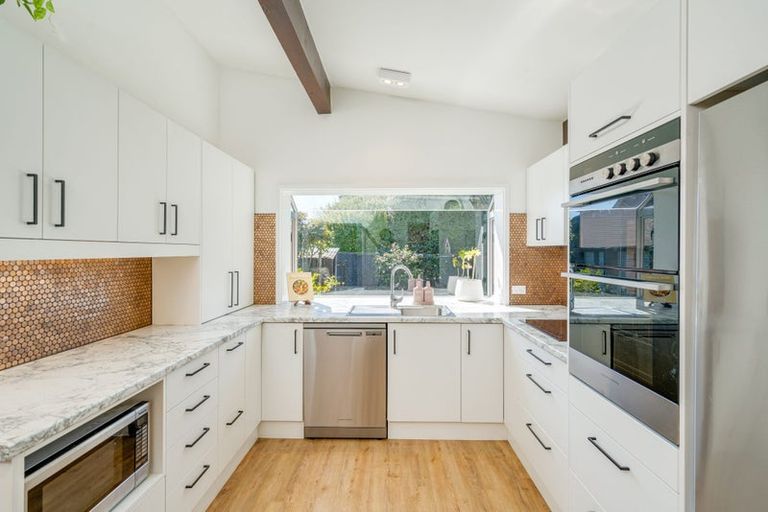 Photo of property in 6 Rutherglen Avenue, Ilam, Christchurch, 8041