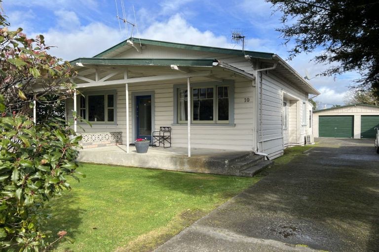 Photo of property in 10 Marne Street, Hokowhitu, Palmerston North, 4410