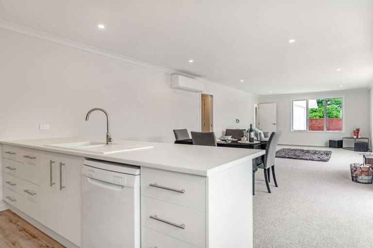 Photo of property in 2/44 Byron Street, Leamington, Cambridge, 3432