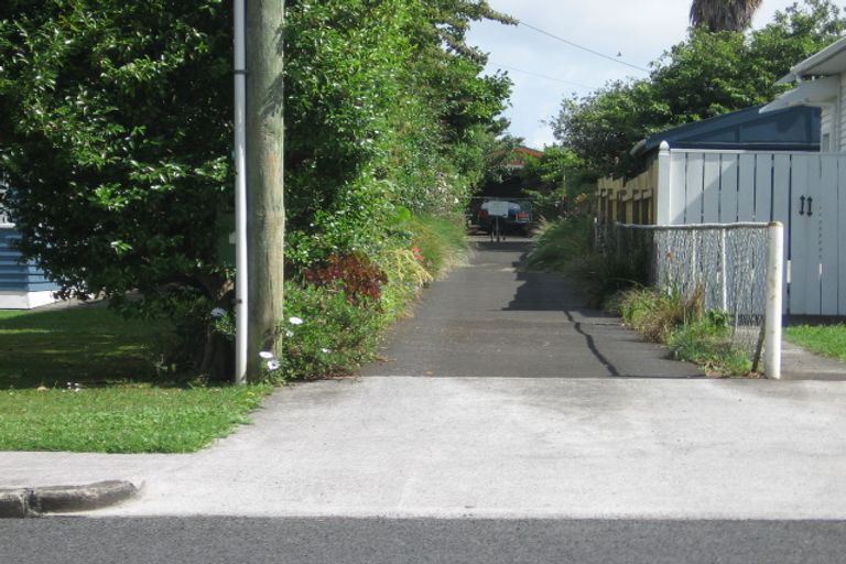 Photo of property in 32 Camp Road, Mount Wellington, Auckland, 1062