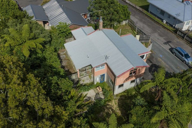 Photo of property in 50a Woodleigh Street, Frankleigh Park, New Plymouth, 4310