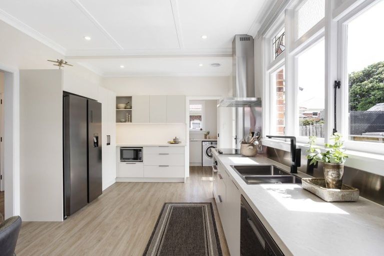 Photo of property in 1 Spencer Street, Andersons Bay, Dunedin, 9013