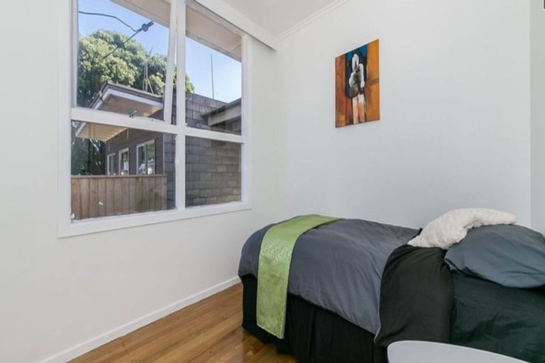 Photo of property in 2/3 Vine Street, Mangere East, Auckland, 2024