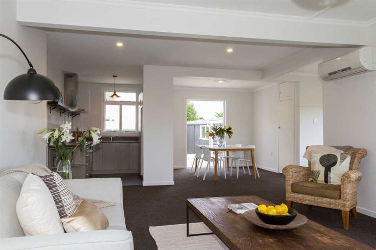 Photo of property in 72 Marriotts Road, North New Brighton, Christchurch, 8083