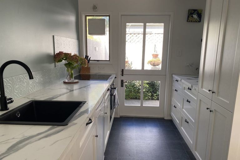 Photo of property in 4/14 Greenwood Road, Havelock North, 4130