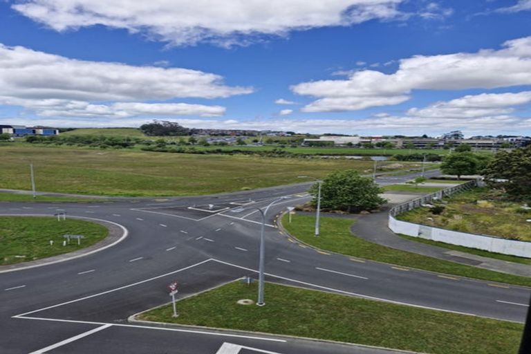 Photo of property in 404/2b Munroe Lane, Albany, Auckland, 0632