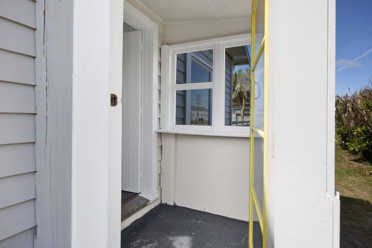 Photo of property in 23 Layard Street, Opunake, 4616