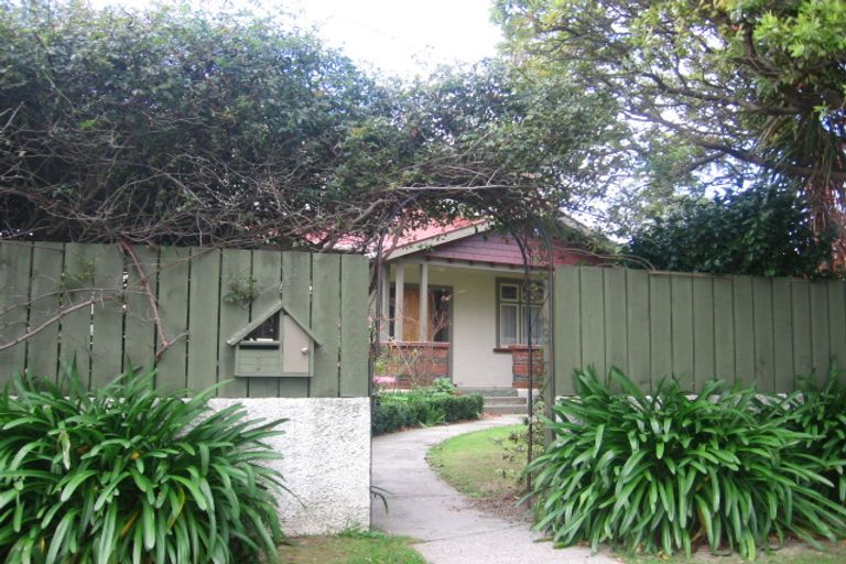 Photo of property in 1 Grenville Street, Waiwhetu, Lower Hutt, 5010