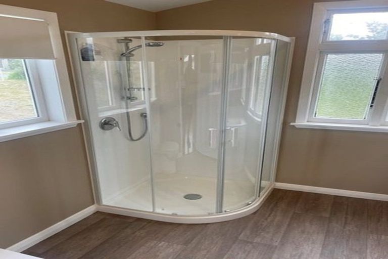 Photo of property in 110 Tutere Street, Waikanae Beach, Waikanae, 5036