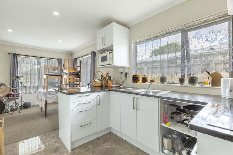 Photo of property in 1 Frank Hewitt Street, Pukekohe, 2120