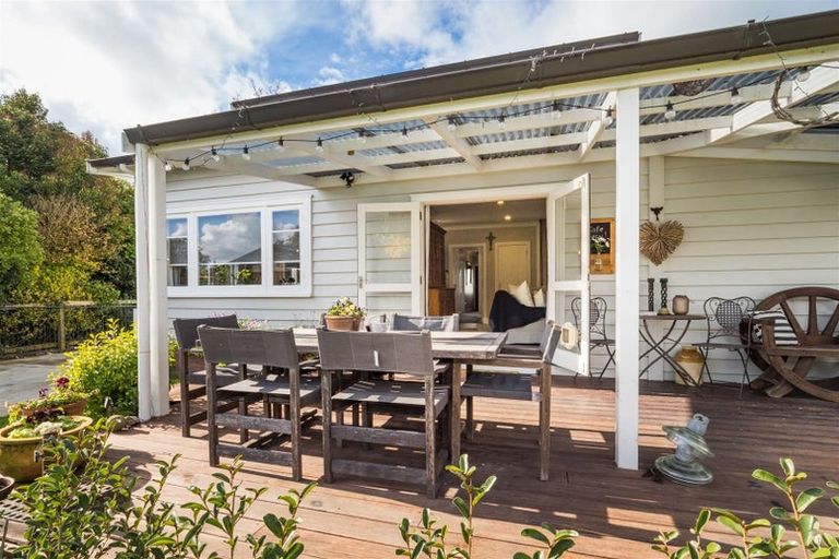 Photo of property in 41 Hammond Street, Bulls, 4818