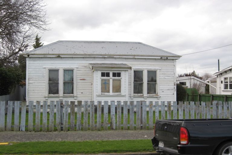 Photo of property in 1 Mckenna Street, Masterton, 5810