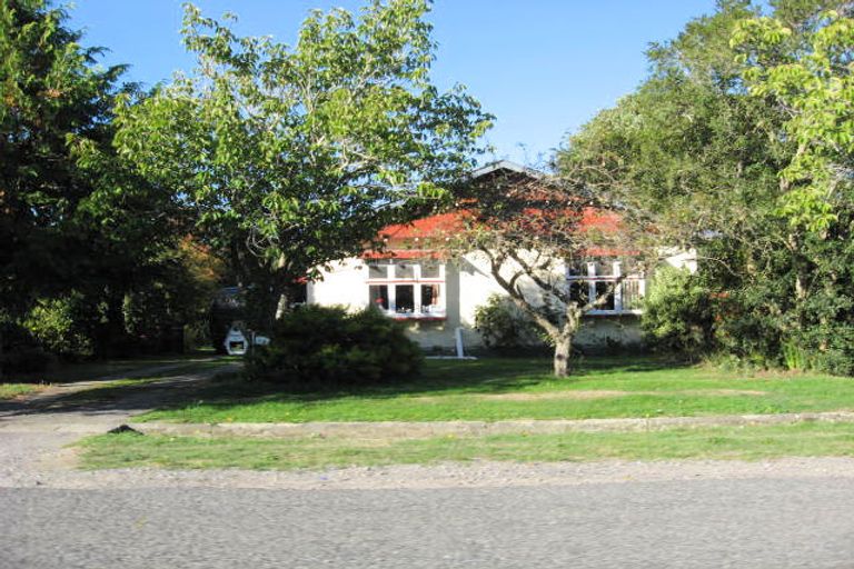 Photo of property in 18 D'arcy Street, Leeston, 7632