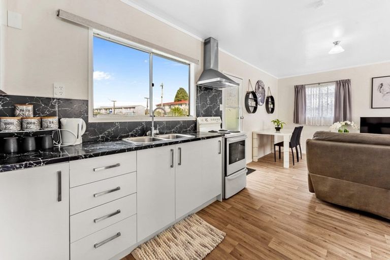 Photo of property in 1/16 Sandra Avenue, Otara, Auckland, 2023